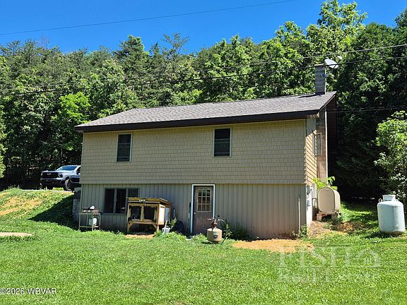 5th image of 422 Big Plum Run Rd