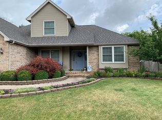 2154 Fairfax Dr, Columbus, IN