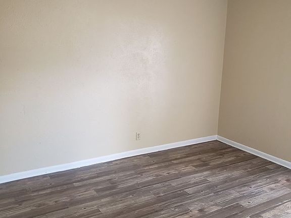 5th image of 3701 Ivanhoe Dr #1803