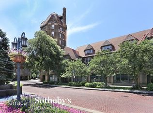 1 Station Sq APT 310, Forest Hills, NY 11375