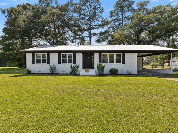 2395 State Highway 210 W, Garland, NC 28441