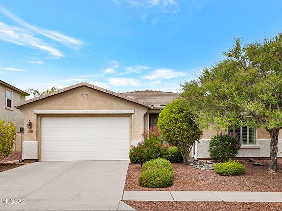2nd image of 3585 E Silver Buckle Pl