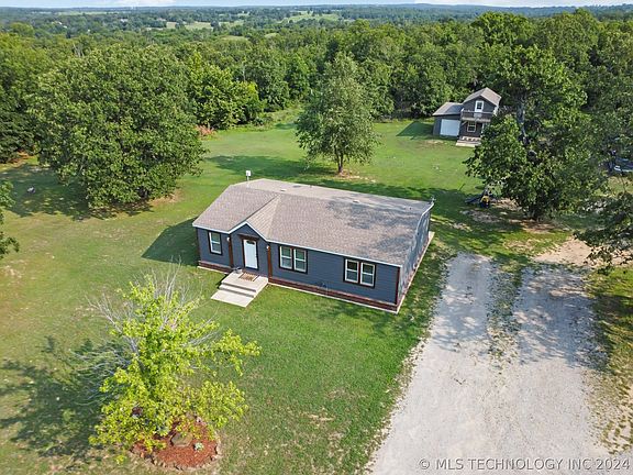 5th image of 35495 Cambridge Dr