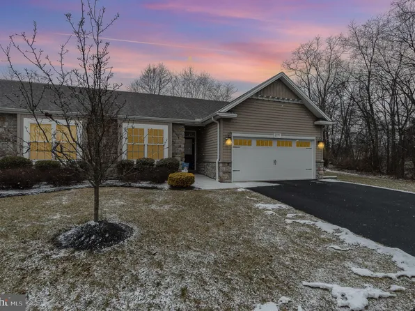 6275 Thornhill Ln, Mechanicsburg, PA 17050