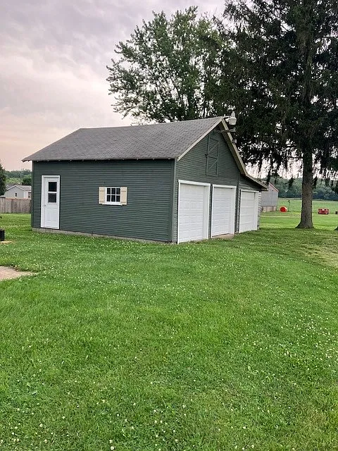 3 bed, 1248 sqft, $1,350 — Photo 2