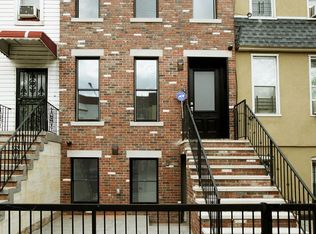 17 Pilling St, Brooklyn, NY 11207