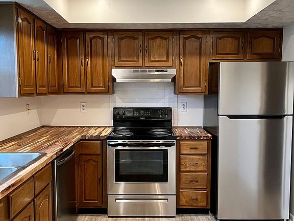 2nd image of 1015 Princewood Ave #D