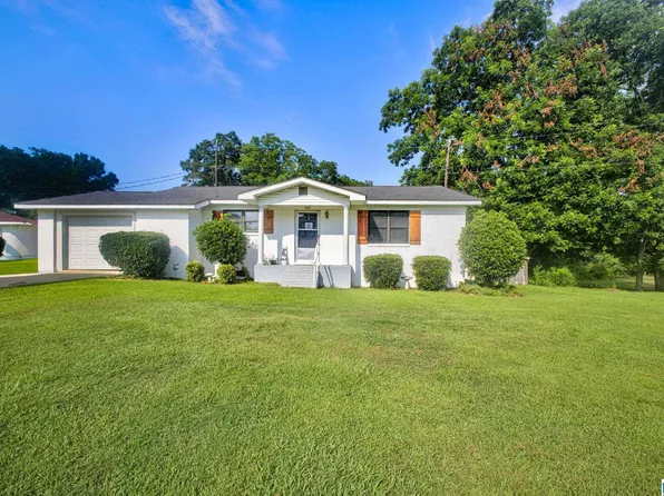 403 Littlejohn Rd, Clanton, AL 35045