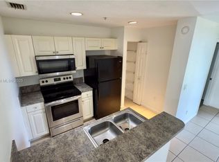 2000 Freeport Ln #4107, West Palm Beach, FL 33404