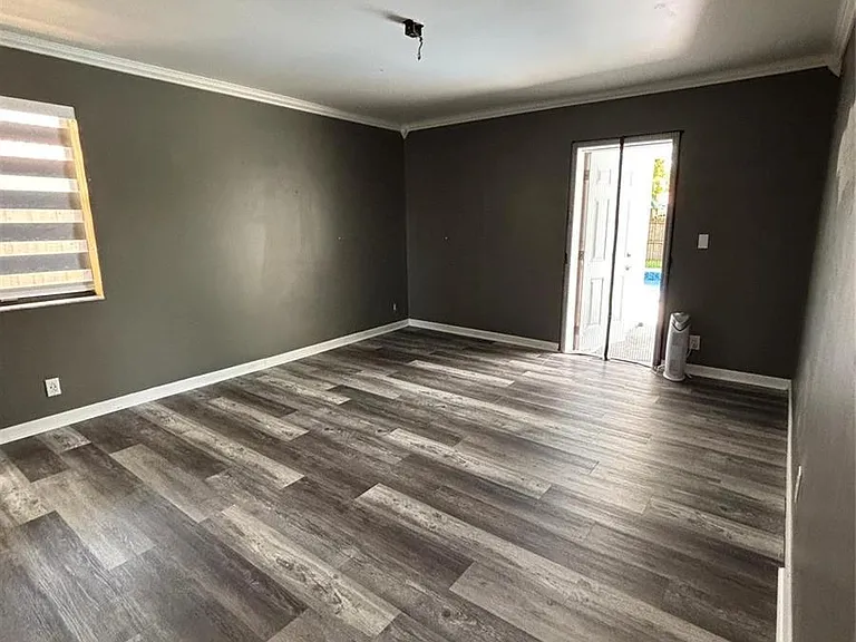 6431 Crossbow Ct — Photo 8