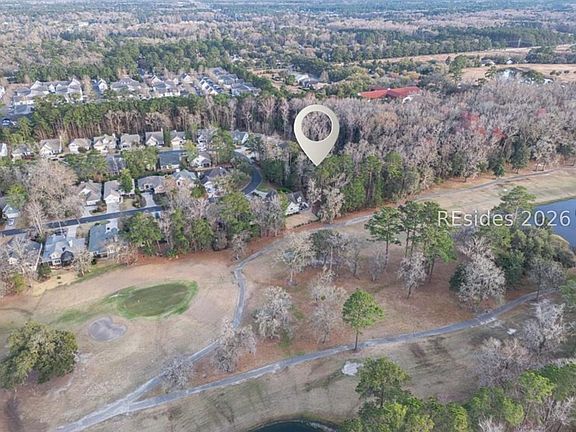 2nd image of 252 Club Gate