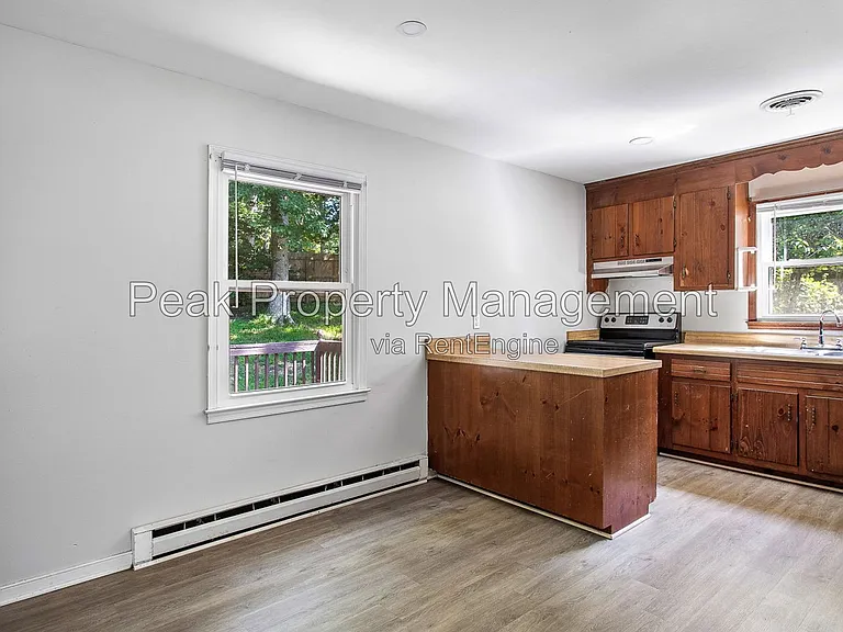 3801 Grizzard Dr — Photo 14