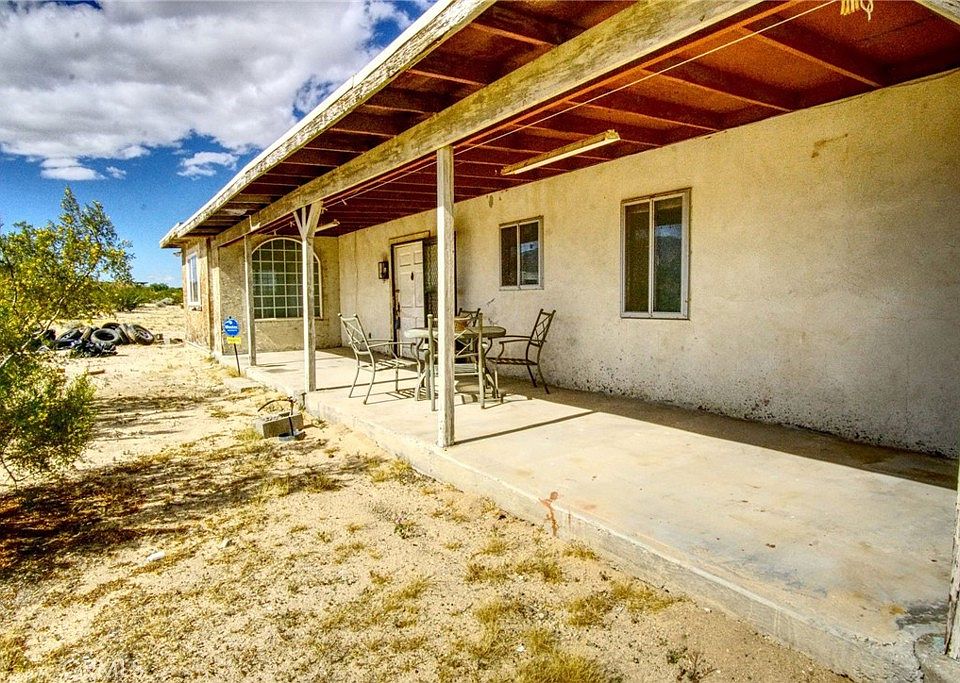 1st image of 80422 Baseline Rd