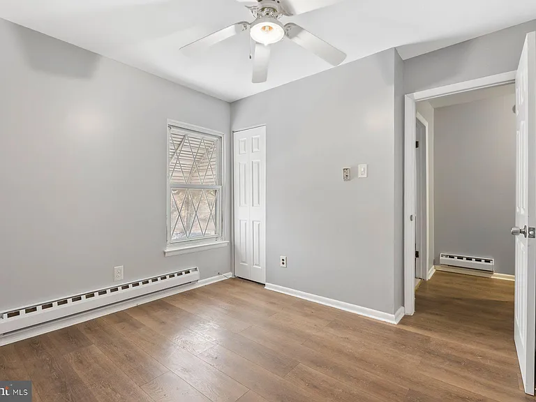 55 Presidential Dr — Photo 20