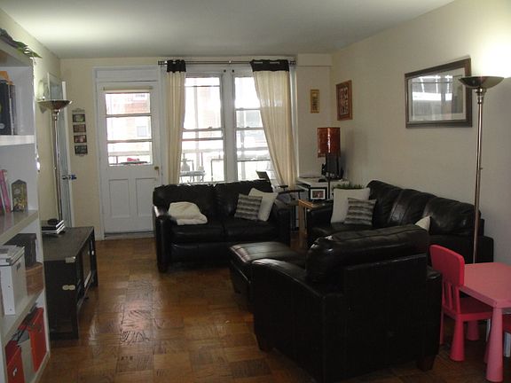 2nd image of 66-10 Thornton Pl #1K