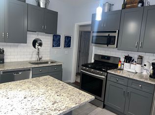 16 Blakley Ct #2, Troy, NY 12180