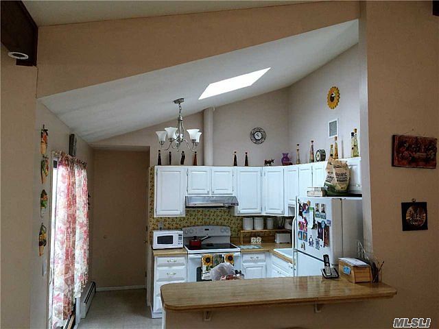 2nd image of 23 Montauk Blvd