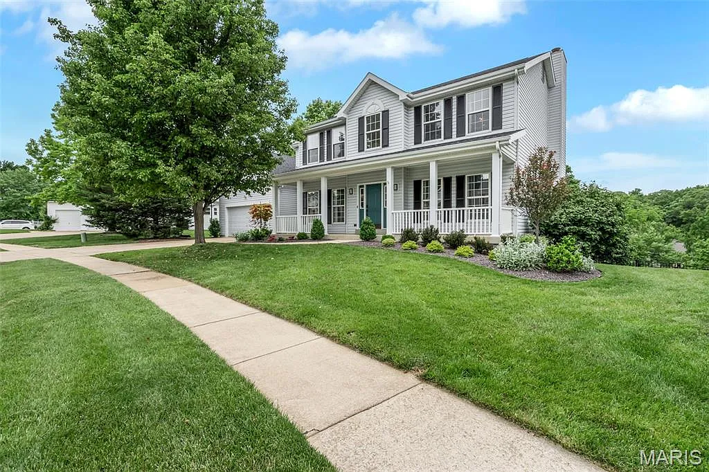 519 Castle Ridge Dr photo 1