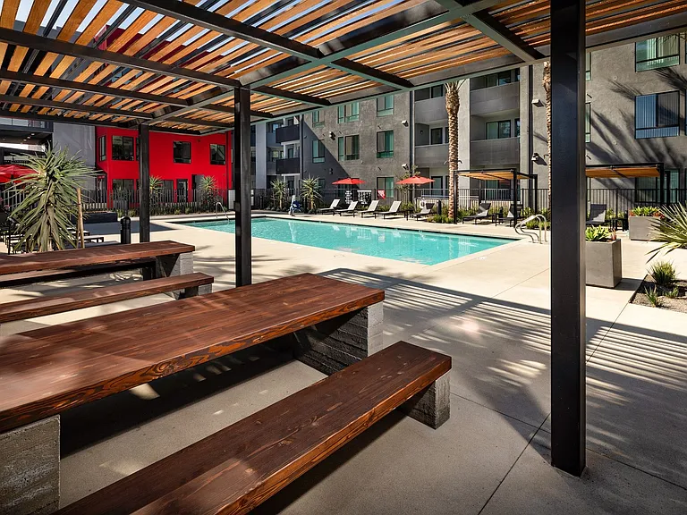 Mission Lofts — Photo 15