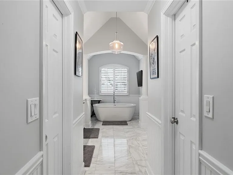 1737 Kinsmon Cv — Photo 40