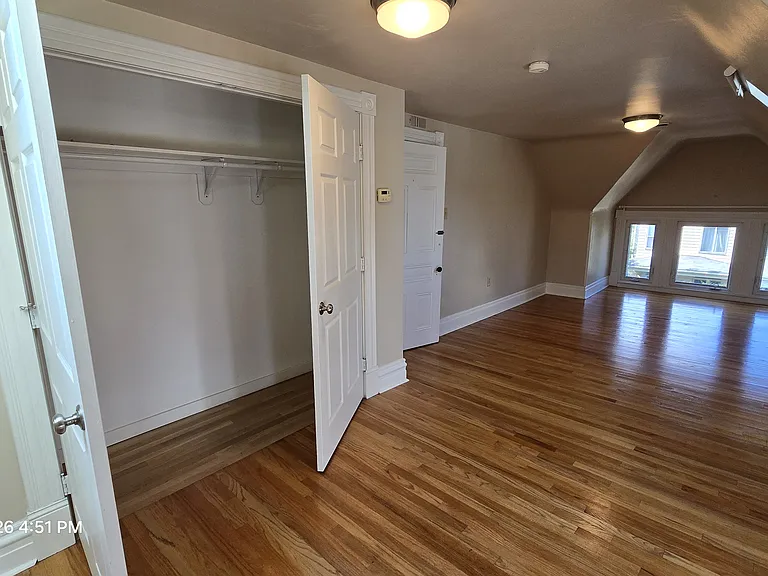 228 3rd St #2 — Photo 31