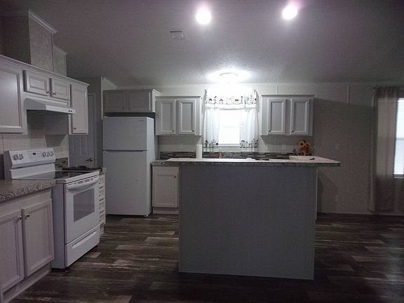 5th image of 119 Sunnybrook Cir N #119