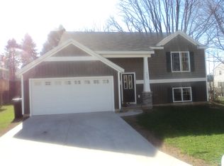 5939 W Timberlake Ln SE, Kentwood, MI