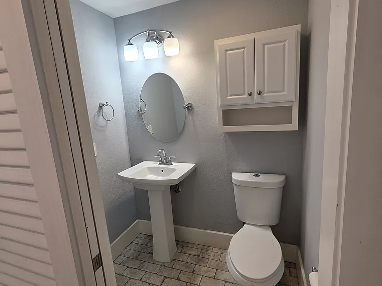 1401 S Elwood Ave — Photo 23