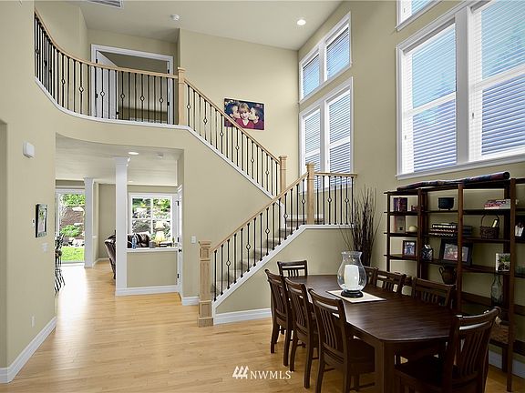 5th image of 4752 Rutherford Circle SW
