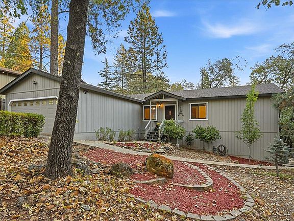 2nd image of 15947 Thiel Way