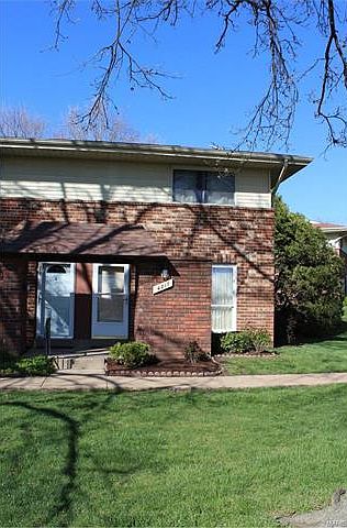 1st image of 4217 Carrollton Dr APT B