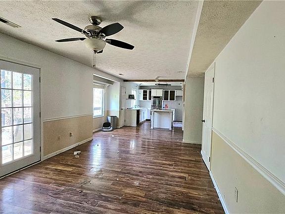 5th image of 145 Alaric Dr