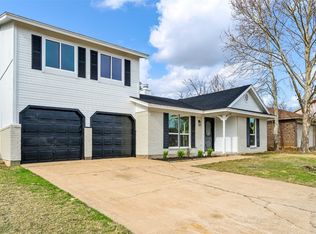 6009 Martha Dr, Watauga, TX 76148
