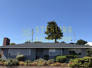 133 Lighthouse Ave, Pacific Grove, CA 93950