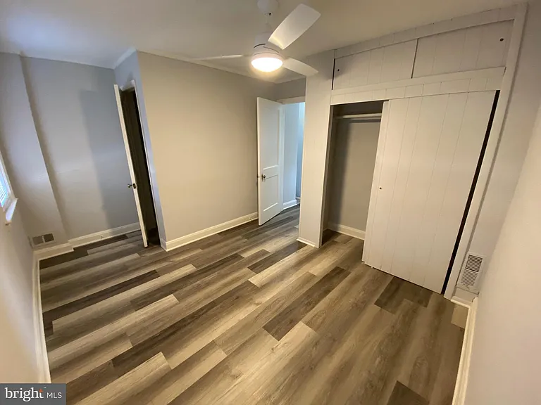 338 Gusryan St — Photo 16