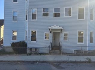 41 Barclay St APT 1R, Worcester, MA 01604