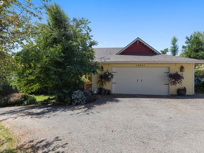 16851 S Bradley Rd, Oregon City, OR, 97045