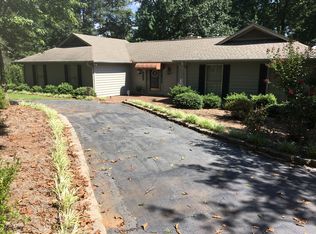 706 Lakewinds Blvd, Inman, SC 29349