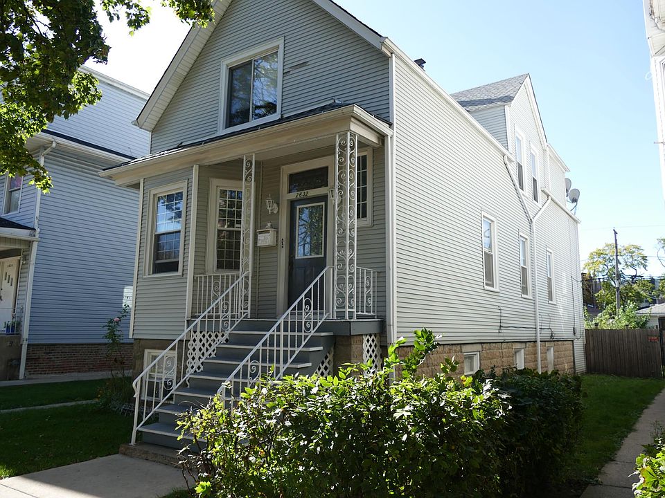 1st image of 2632 N Lawndale Ave #1