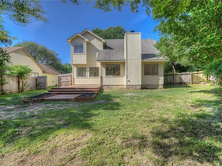 6320 Avery Island Ave — Photo 23