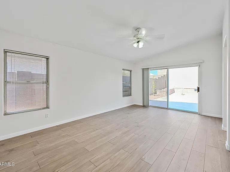 4436 E Mountain Sage Dr — Photo 15