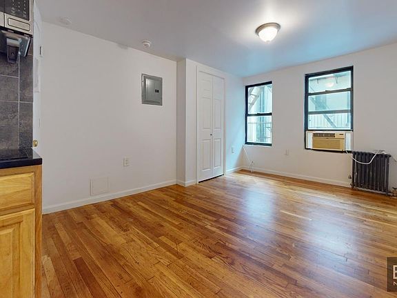 4th image of 149 1st Ave APT 5R