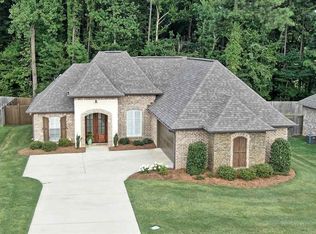 929 Timberton Dr, Pearl, MS 39208