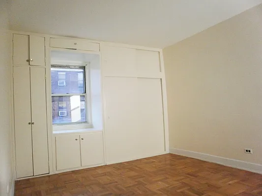 Sold by Robert E. Hill  | media 14