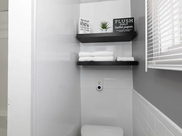 108 Pharis St #1 — Photo 34