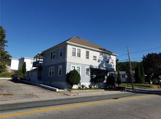 566 Dyer Ave, Cranston, RI 02920