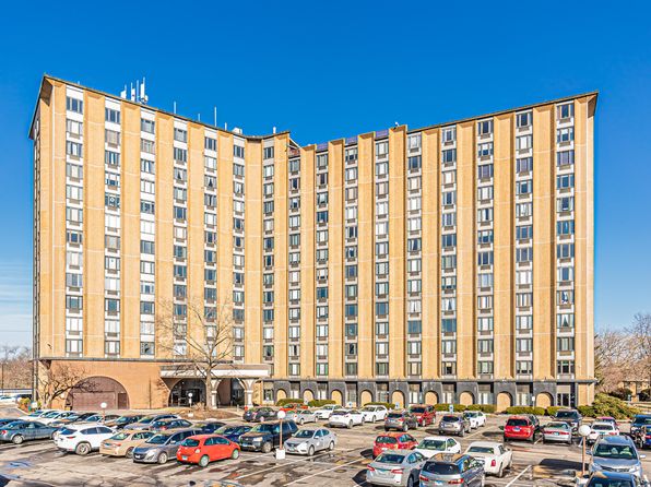 1 Renaissance Pl UNIT 1116