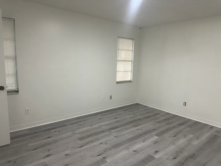 8426 Camden St #8426D — Photo 7