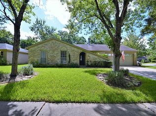 942 Neptune Ln, Houston, TX 77062