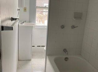 185 S Lee Ct, Hazleton, PA 18201